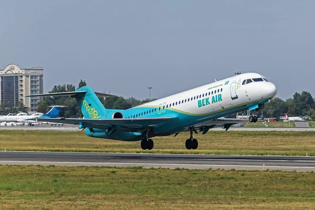 Самолет в небе. Cheap plane. Авиакомпания юнайтед. Cheap plane. Альянсы авиакомпаний.