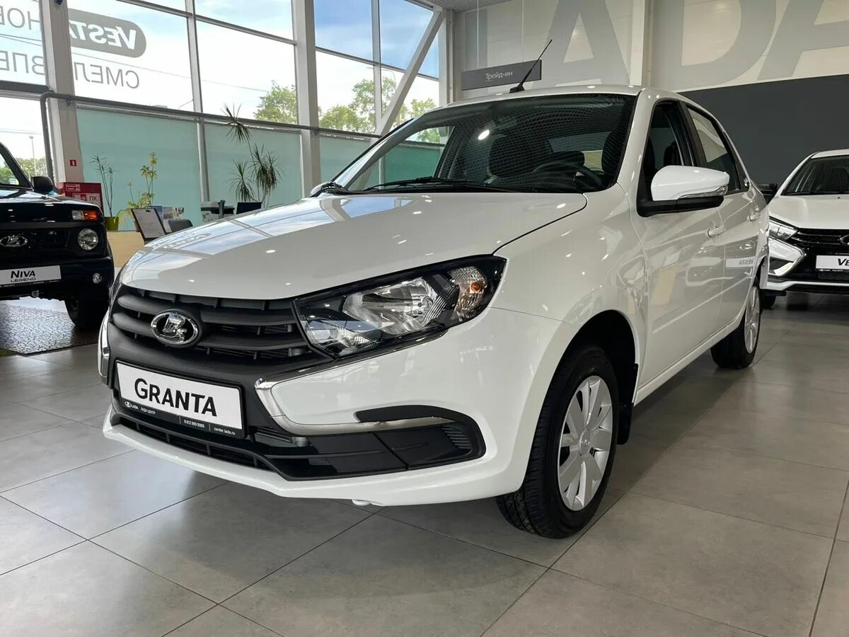 Нилакса м сивера. 35 900 руб. Деньги 900 рублей. Триллион рублей. 35 900 руб.