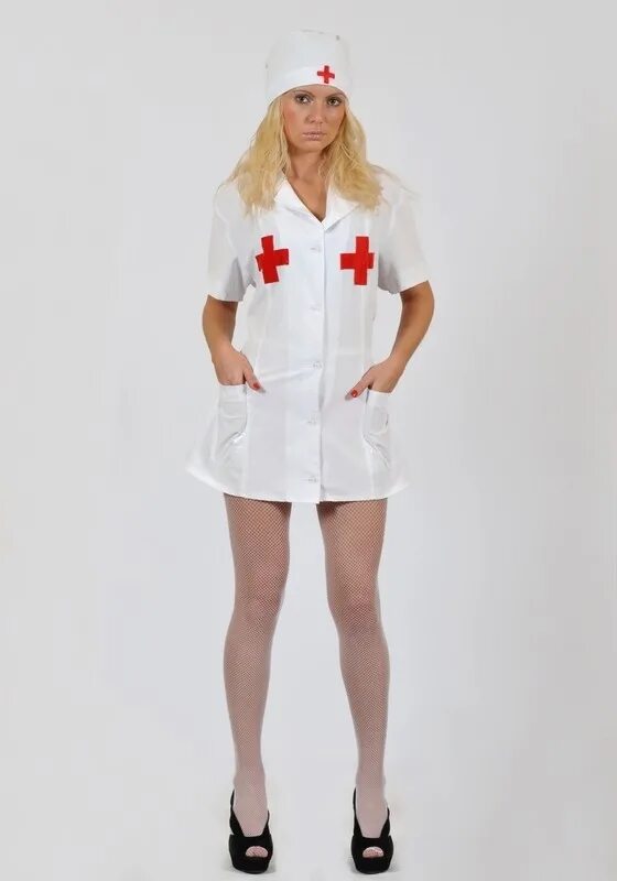 Медсестры черные чулки. Медсестра в халате. Красный крест на медицинском халате. Костюм медсестры для детей.