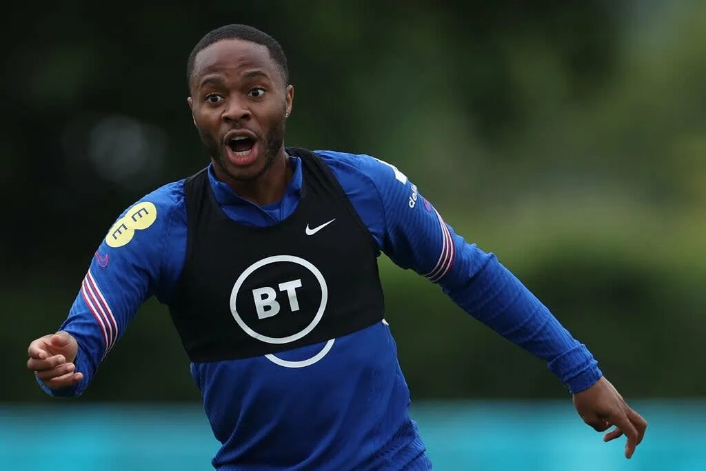Стерлинг 2025. Рахим стерлинг. рахим стерлинг 2025. raheem sterling 2025. рахим кудрявый.