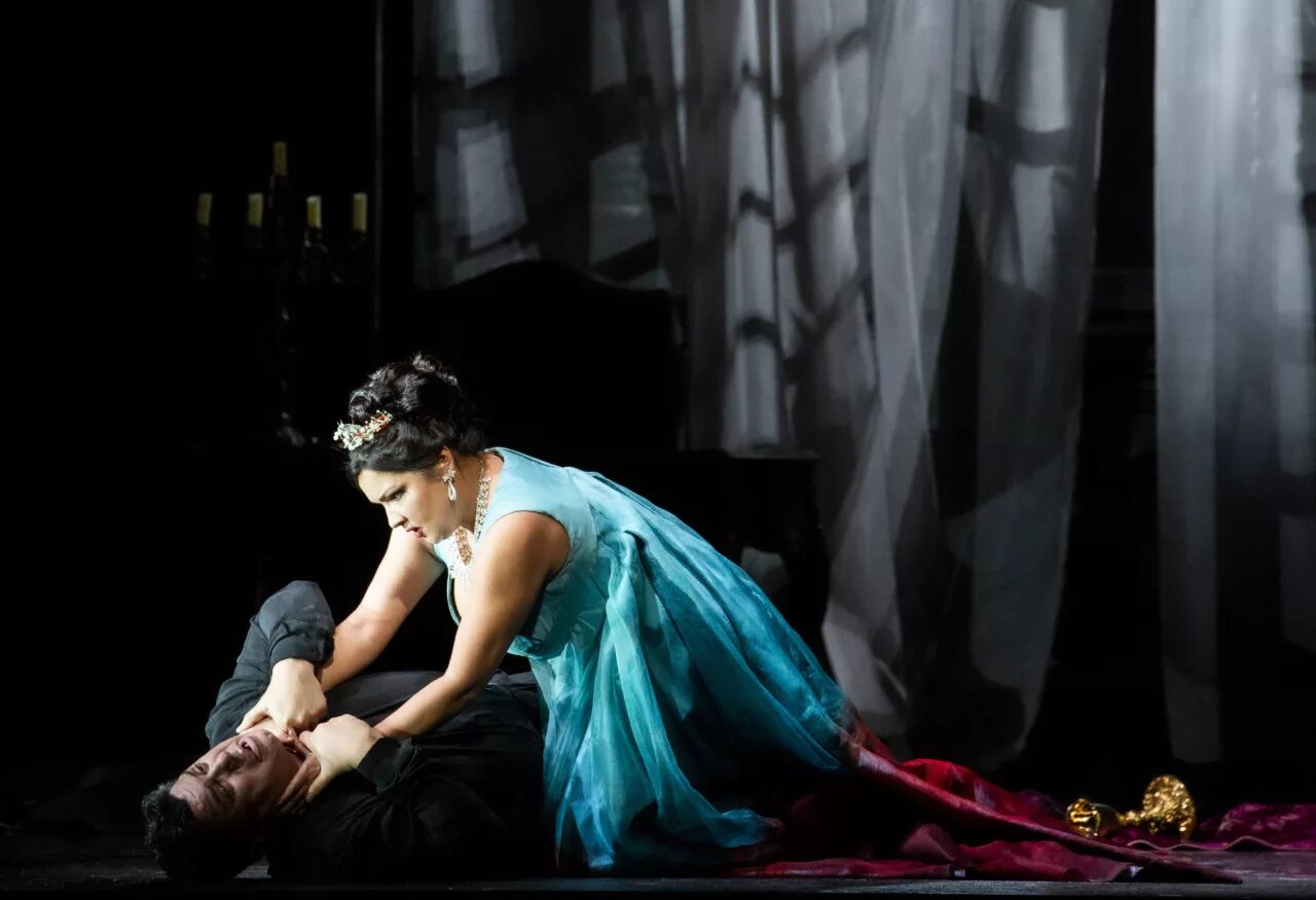 Страдающая девушка. Стихи о тоске. Опера джакомо пуччини. Пуччини оперы. Тоска тоскливо.