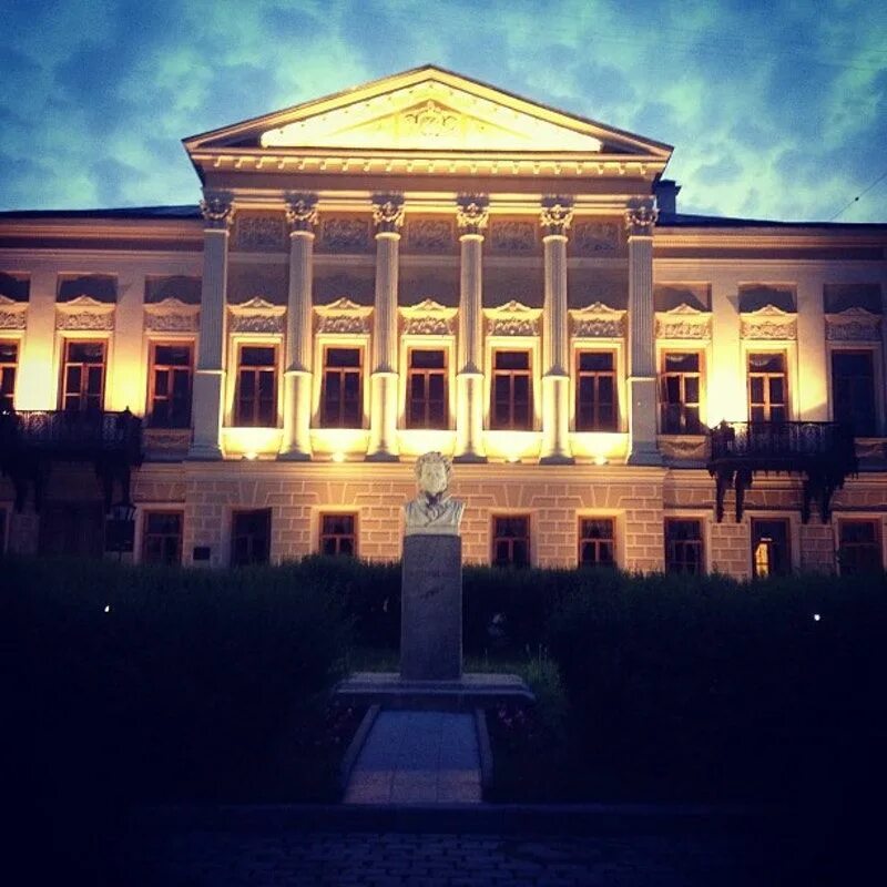 Библиотека имени пушкина в москве на спартаковской улице. С. Пушкинская библиотека бауманская. Библиотека читальня пушкина москва. Библиотека-читальня имени а.