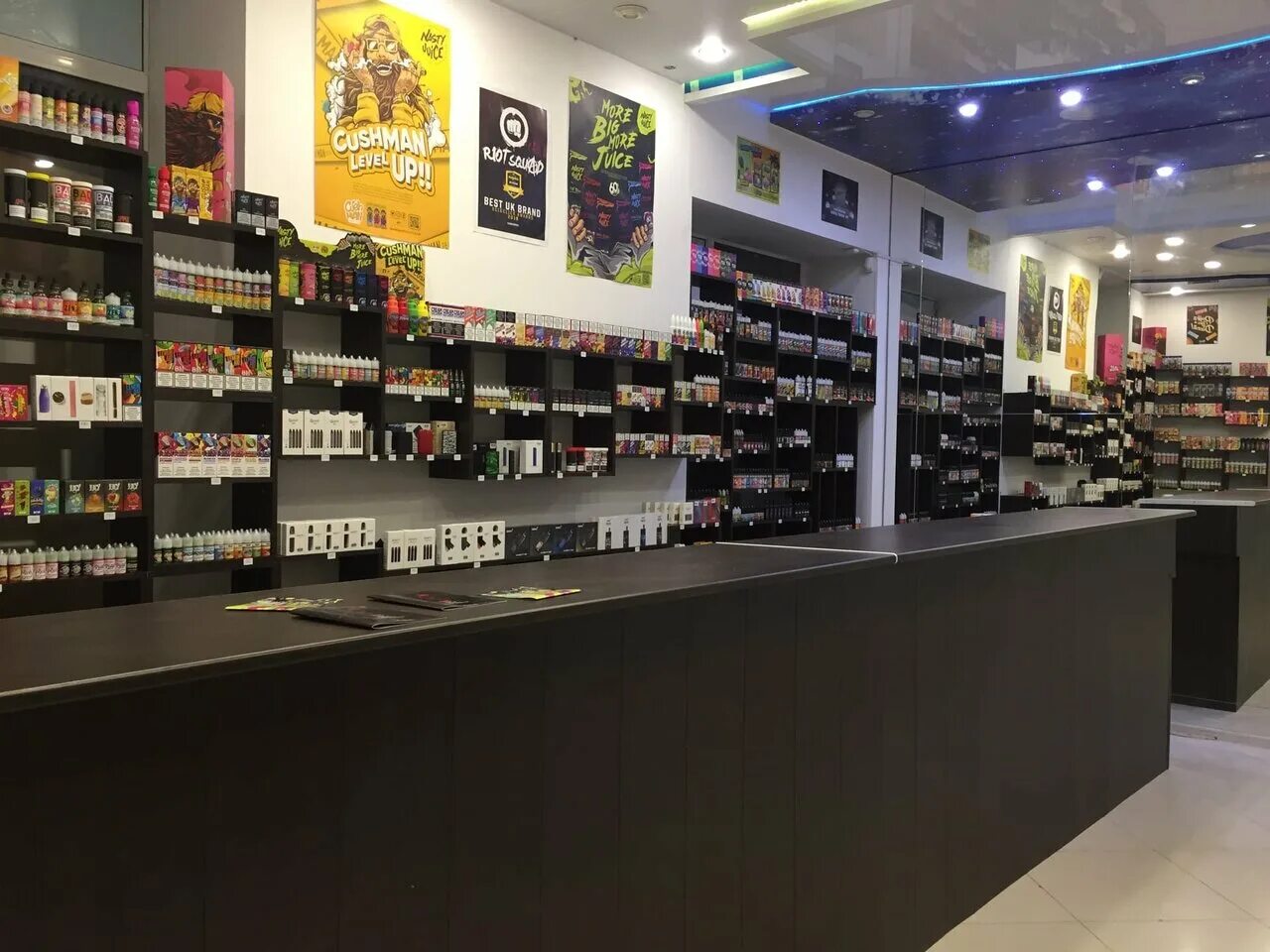 Prime cloud поронайск. Hookah vape shop. Cloud vape shop пермь. маленький островок вейп шоп. клауд вейп шоп тверь.