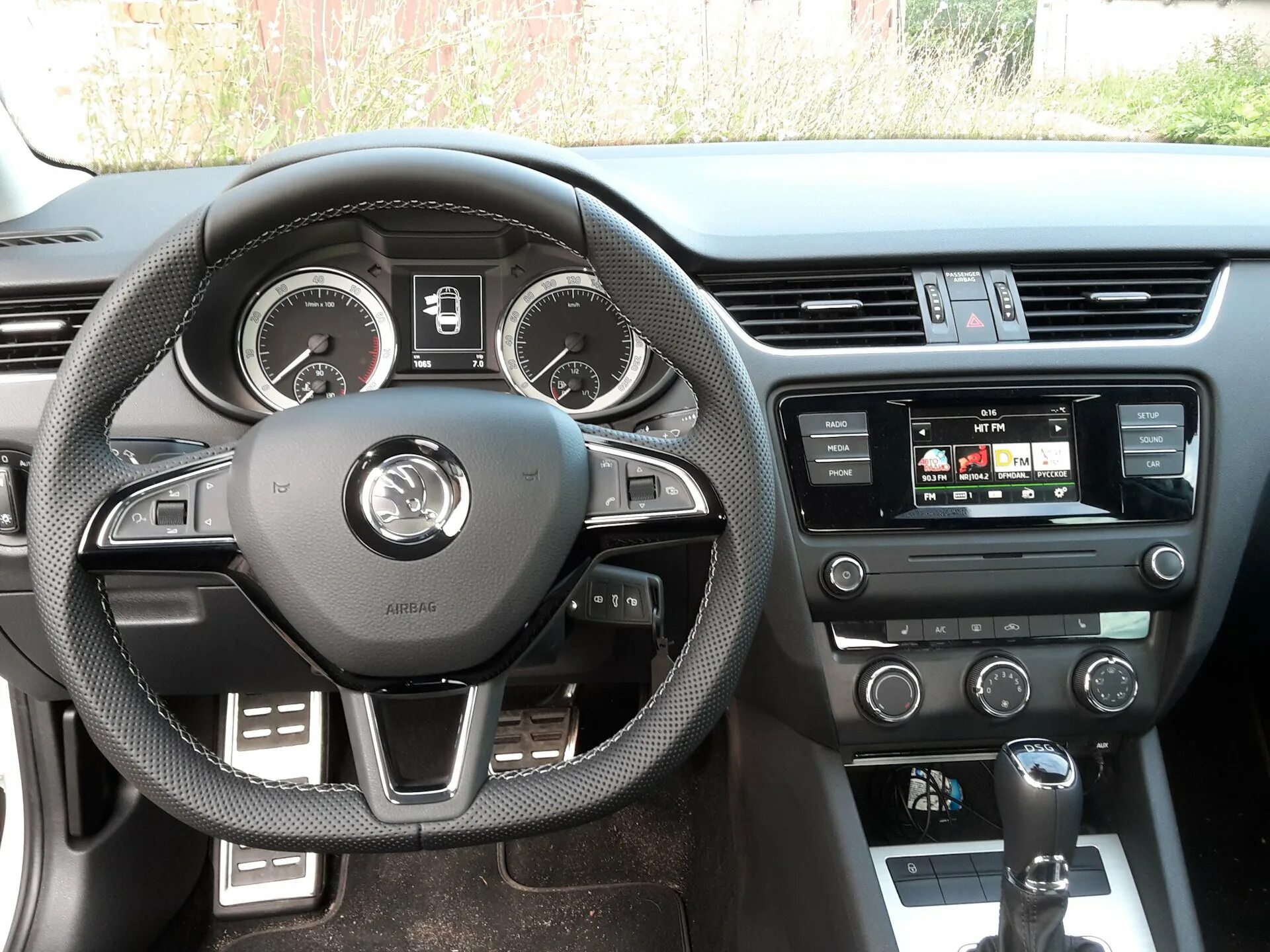 Комплектация шкода а7. Skoda octavia a7 2013. Skoda a7 рестайлинг салон. Комплектация шкода а7. Комплектация шкода а7.