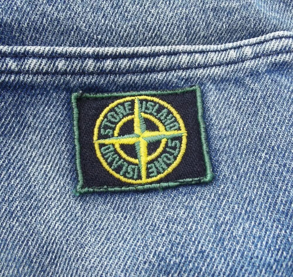 Патчи стоун айленд. Патч стон айленд. stone island патч. патч стон айленд винтаж. патч стон айленд на джинсах.