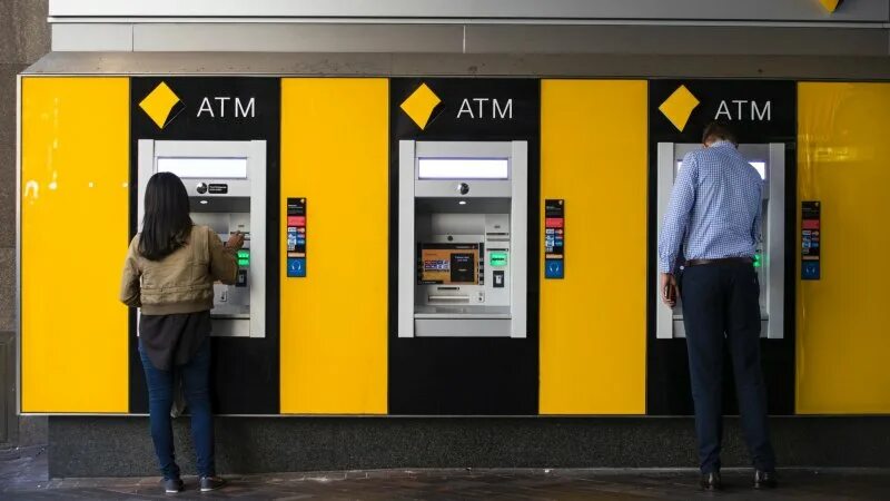 Фаст банки. ATM Bank. Commonwealth Bank очередь. Терминальный банкинг. Westpac Bank ATM.