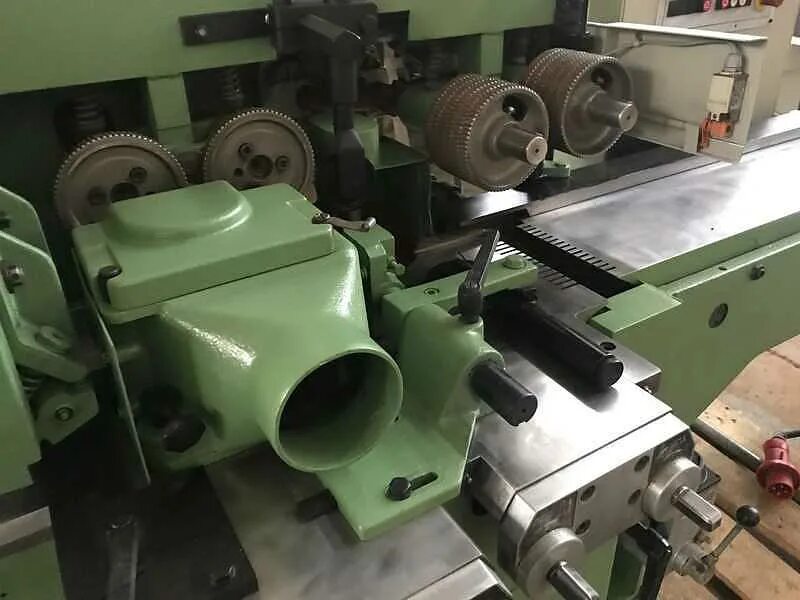 4-х сторонний станок weinig. станок деревообрабатывающий weinig. столярный станок 4х сторонний. строгальный (продольно-фрезерный) четырехсторонний станок. Weinig powermat 1500 габаритные размеры станка.