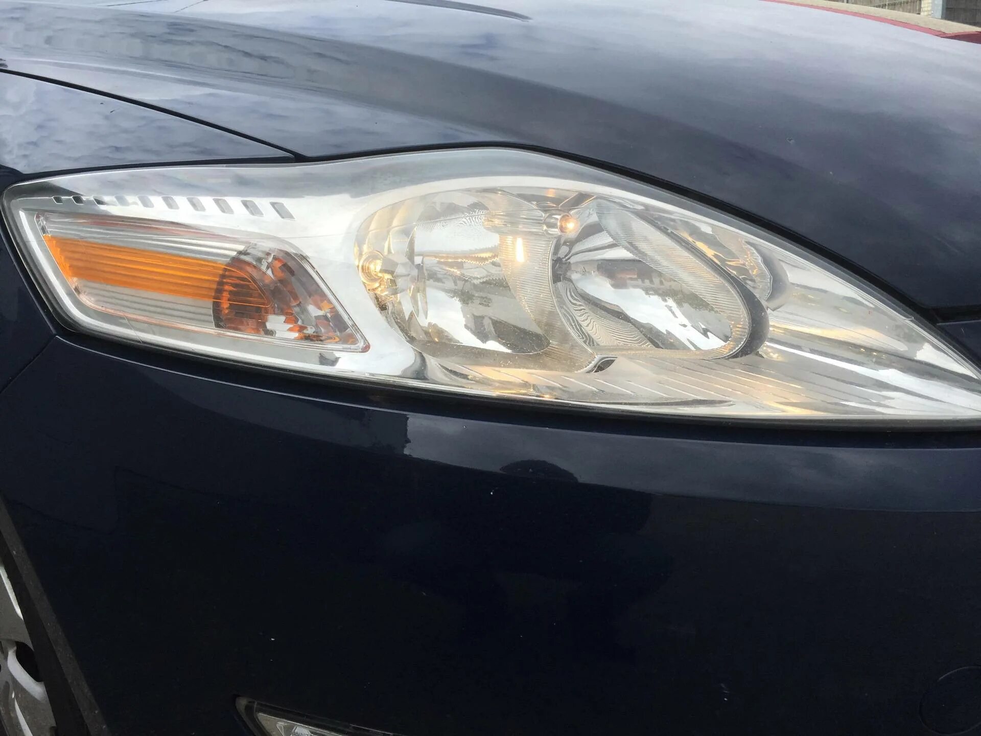 Лампы фар мондео 4. Линзы в фары форд мондео 4. Лампа фары форд мондео 2000. C11gh mondeo под фарой. Лампы фар мондео 4.