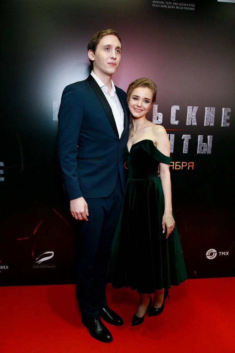 Героиня клипа группы "Ленинград" сыграет танцовщицу в новом сериале "России 1" -