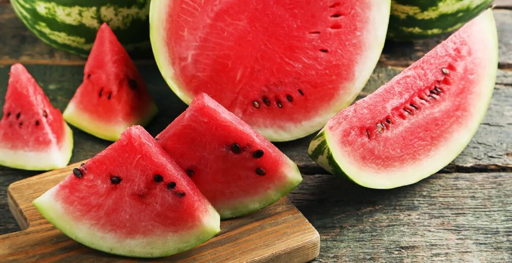 Арбуз фото. 3/4 watermelon lights. К чему есть арбуз. Девушка с арбузом. Арбуз эстетика.