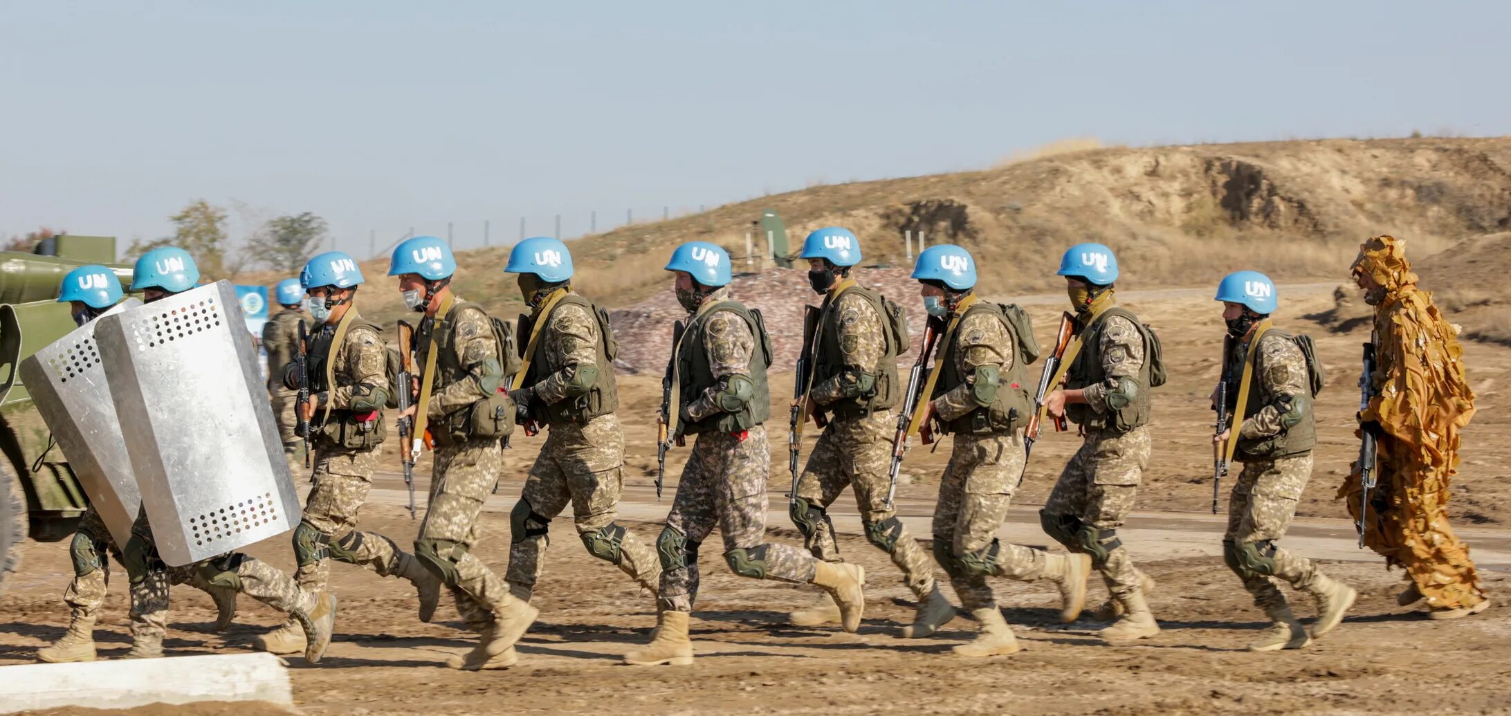 Войска казахстана. Армия казахстана. Современная армия казахстана. Казахские войска. Силы воздушной обороны республики казахстан.