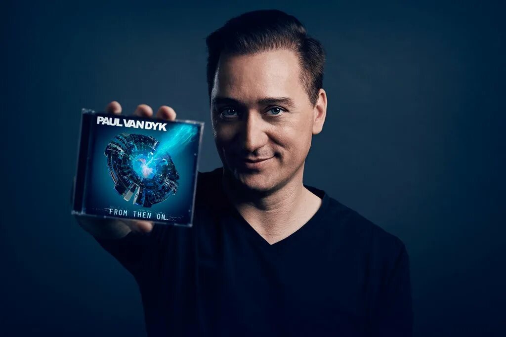 Paul oakenfold в молодости. Пол трека. Paul van dyk. Пол окенфолд в молодости. Пауль окенфолд.