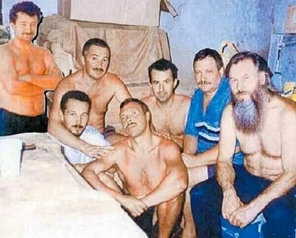 Ил 76 кандагар. Кандагар реальная история. Побег из кандагара экипаж. Захват самолёта ил-76 3 августа 1995 года. Кандагар реальная история.