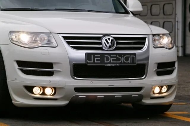 Фары на передний бампер. Прадо 120 фары на кенгурятник ближнего света. Фары на передний бампер. Доп фары на бампер ближнего света. Сплиттер губа на бампер пежо 207.