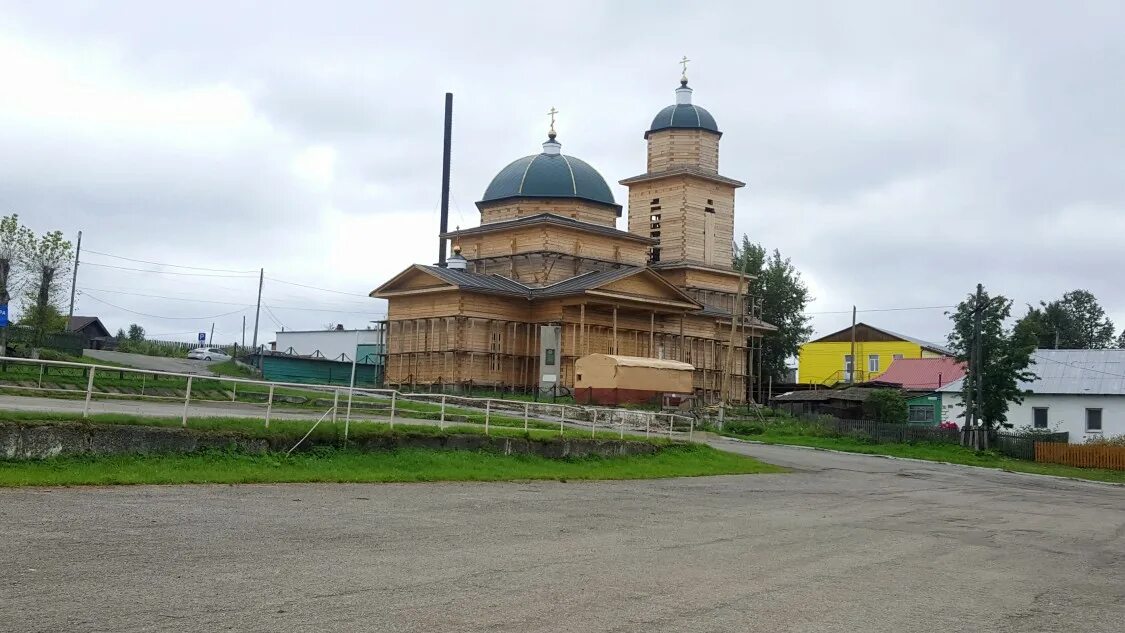 Поселок Староуткинск Свердловской области. Староуткинск храм Святой Троицы. Монастырь Староуткинск. Храм посёлок Староуткинск. Погода в свердловской шалинского на неделю