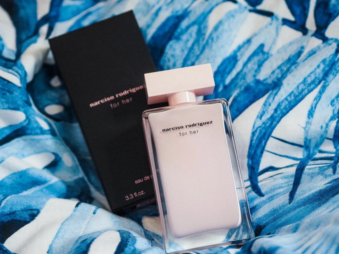 Туалетная вода нарциссо родригес. Нарциссо Родригес духи. Narciso Rodriguez for her EDP 100ml. Narciso Rodriguez for her Parfum. Духи Narciso Rodriguez for her 100 ml.