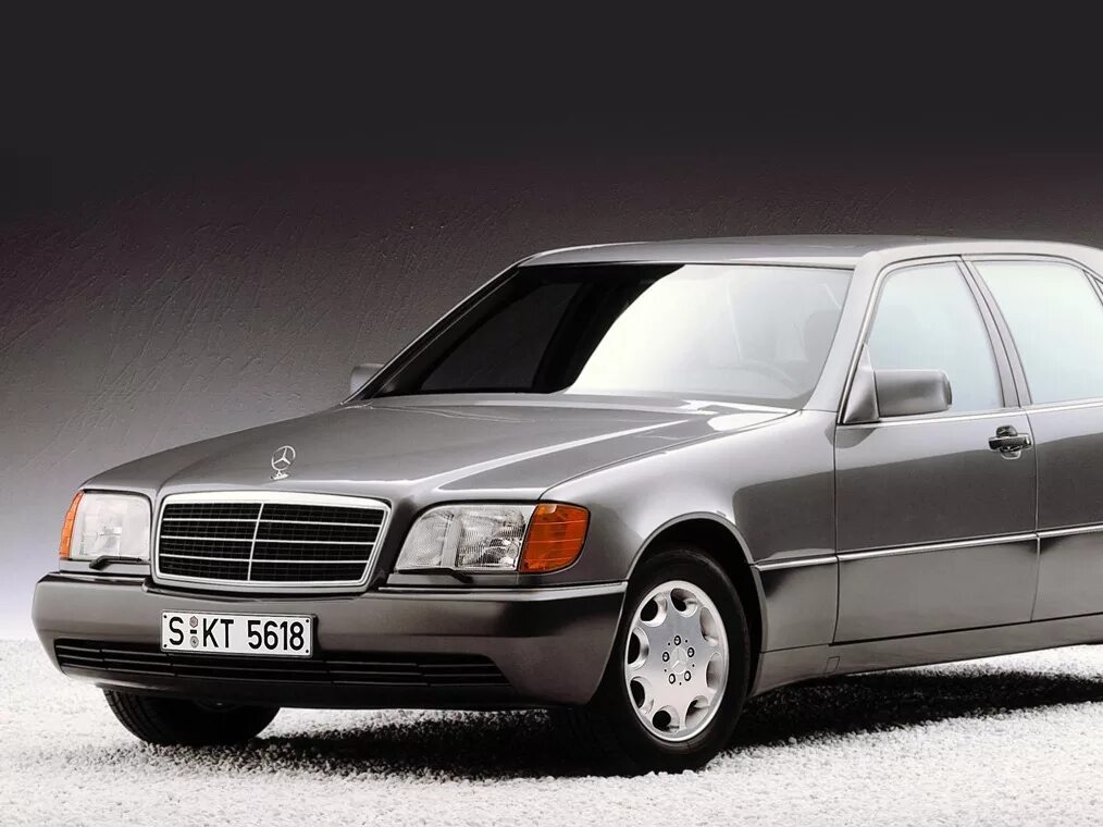 W140 характеристики. Mercedes Benz w140 s600. Мерседес w140 s600. Mercedes Benz 140 s600. Мерседес Бенц s600 w140.