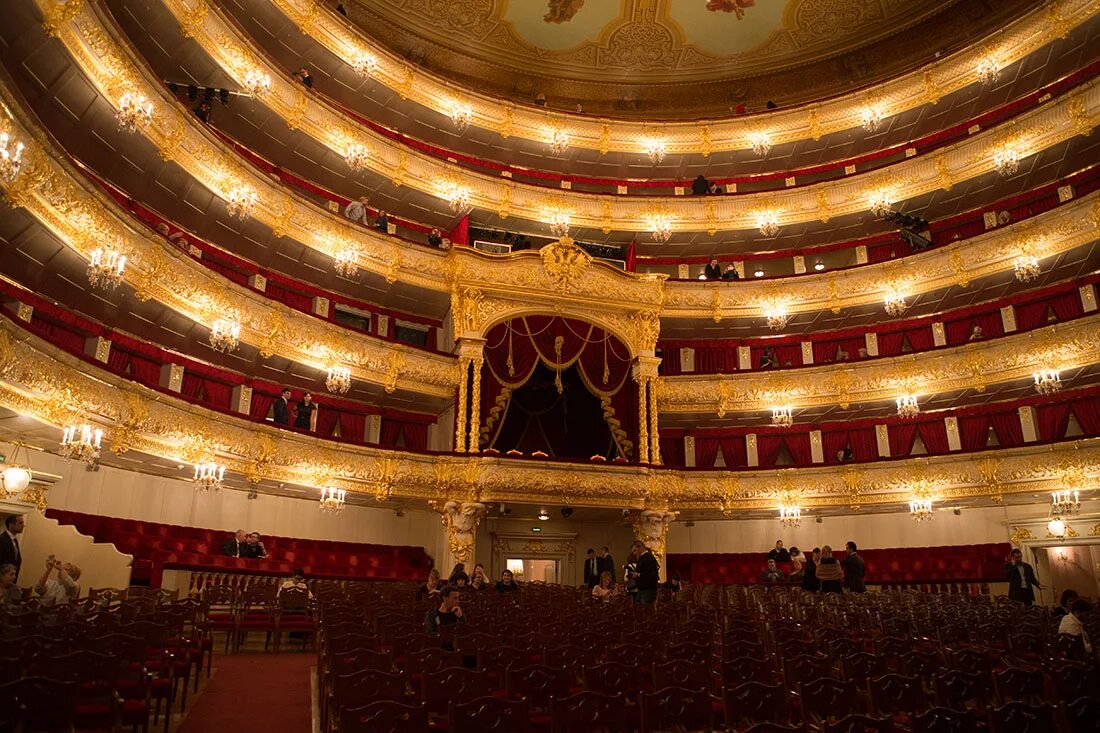 какой театр находится в москве. какой театр находится в москве. большой московский театр. здание большого театра в москве. государственный академический большой театр россии.