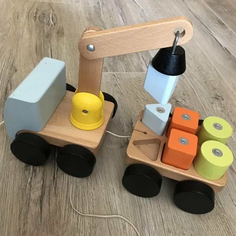 Деревянная игрушка икеа. Деревянные игрушки ikea. икеа игрушки для детей. деревянный конструктор икеа. ikea игрушка деревянная на красной опоре.