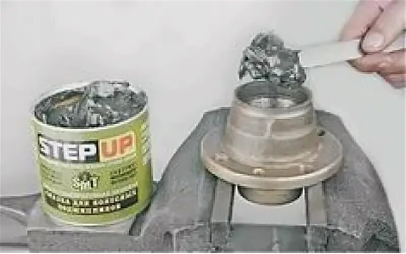 Hub replacement of oil seal, grease and bearings (VAZ-2104 "Zhiguli" 1984-2012