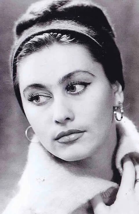 Актриса менглет биография. Майя менглет. менглет актриса. майя менглет актриса. майя менглет фото.