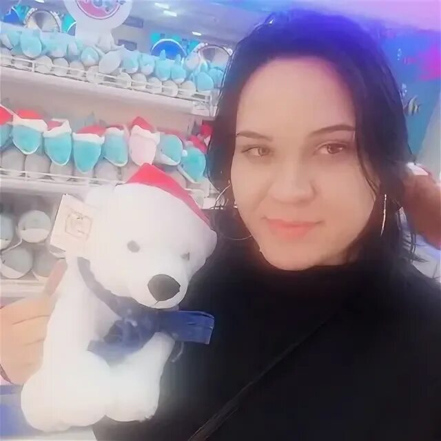 Москва, ул. 59 а. Кантемировская ул. Красивые малыши близнецы. Троен москва.