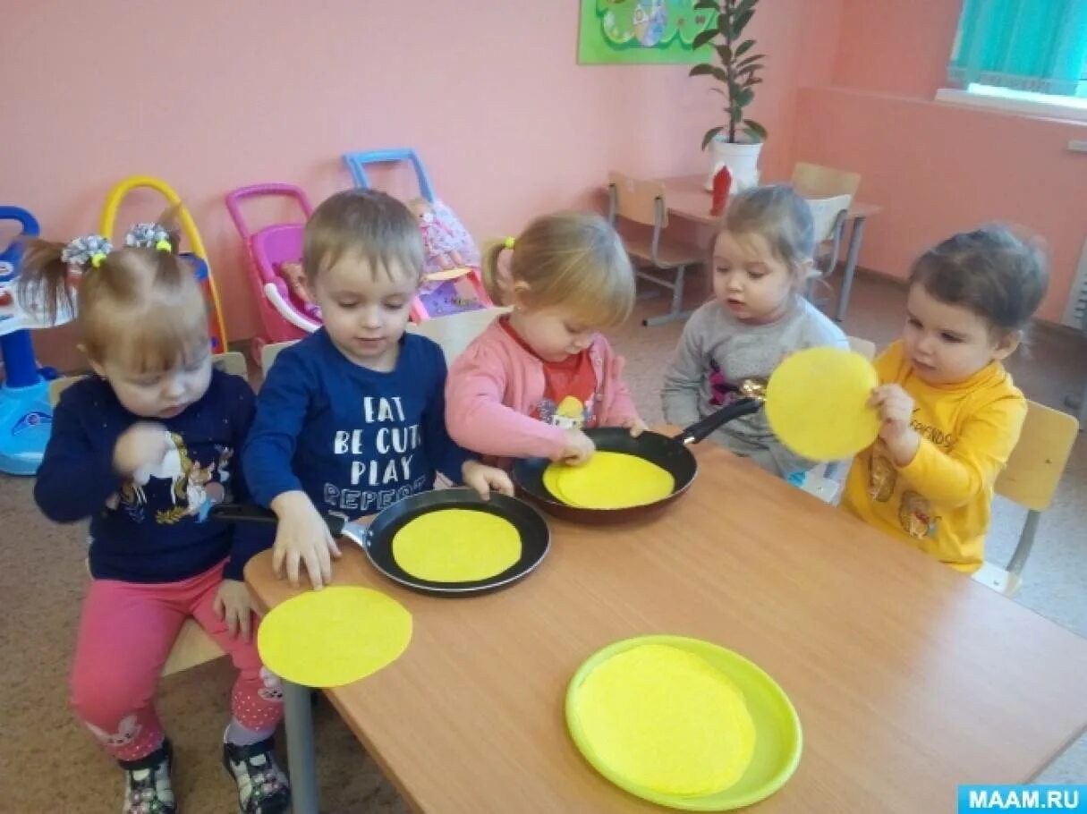 Занятия в группе раннего возраста. Масленица в младшей группе в детском саду. Занятие Масленица в младшей группе. Масленица для 2 младшей группы детского сада. Масленица в детском саду ранняя группа