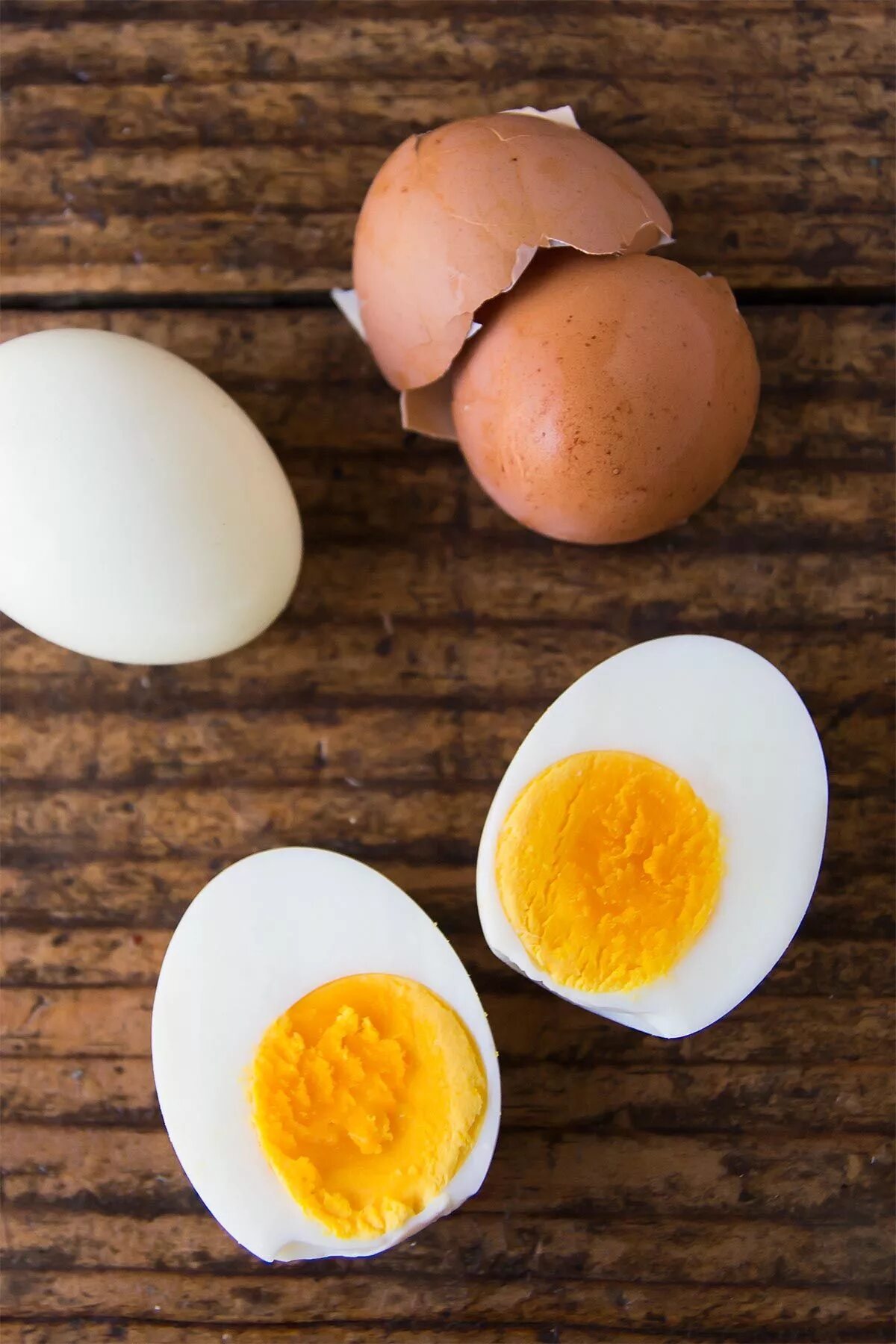 Куриные яйца. Яичница на английском. Egg off. Домашние яйца. Яйца кур.