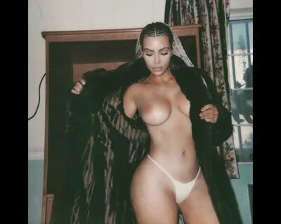 Kim Kardashian photographiée par Marcus Hyde. 