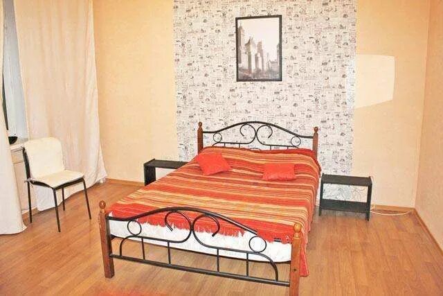 Суточная квартира. Комната на сутки. Комната на сутки. Комната на сутки. Комната на двоих в сутки.