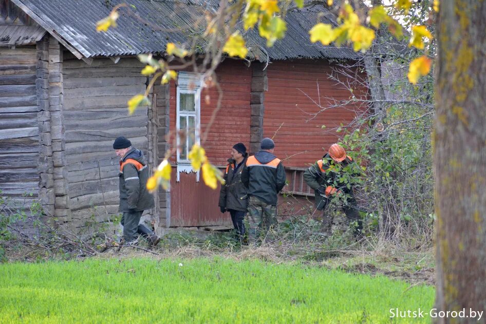 Слуцк бай новости. Гацук Слуцкий район. Лошанское водохранилище д. Гацук Слуцкий р-н Минская обл. На карте. Купить дом в Гацук Слуцкий район.