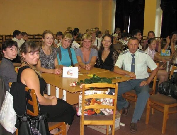 Школа интернат 5 великие луки. Школа интернат 5 великие луки. Интернат великие луки школа гагарина. Школа интернат великие. Санаторная школа-интернат № 4.