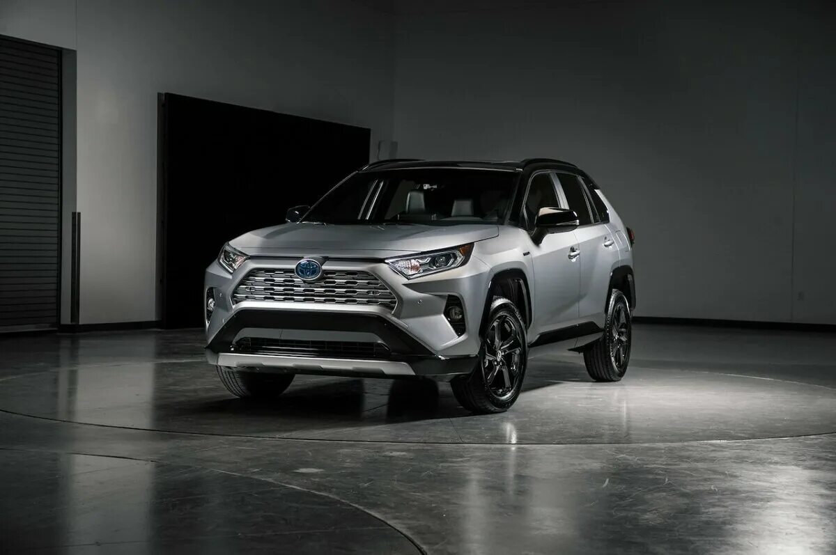 Новый рав 4 цена. Toyota rav4 2019. Тойота рав 4 2022. Новый Тойота рав 4 2019. Toyota rav4 2021.