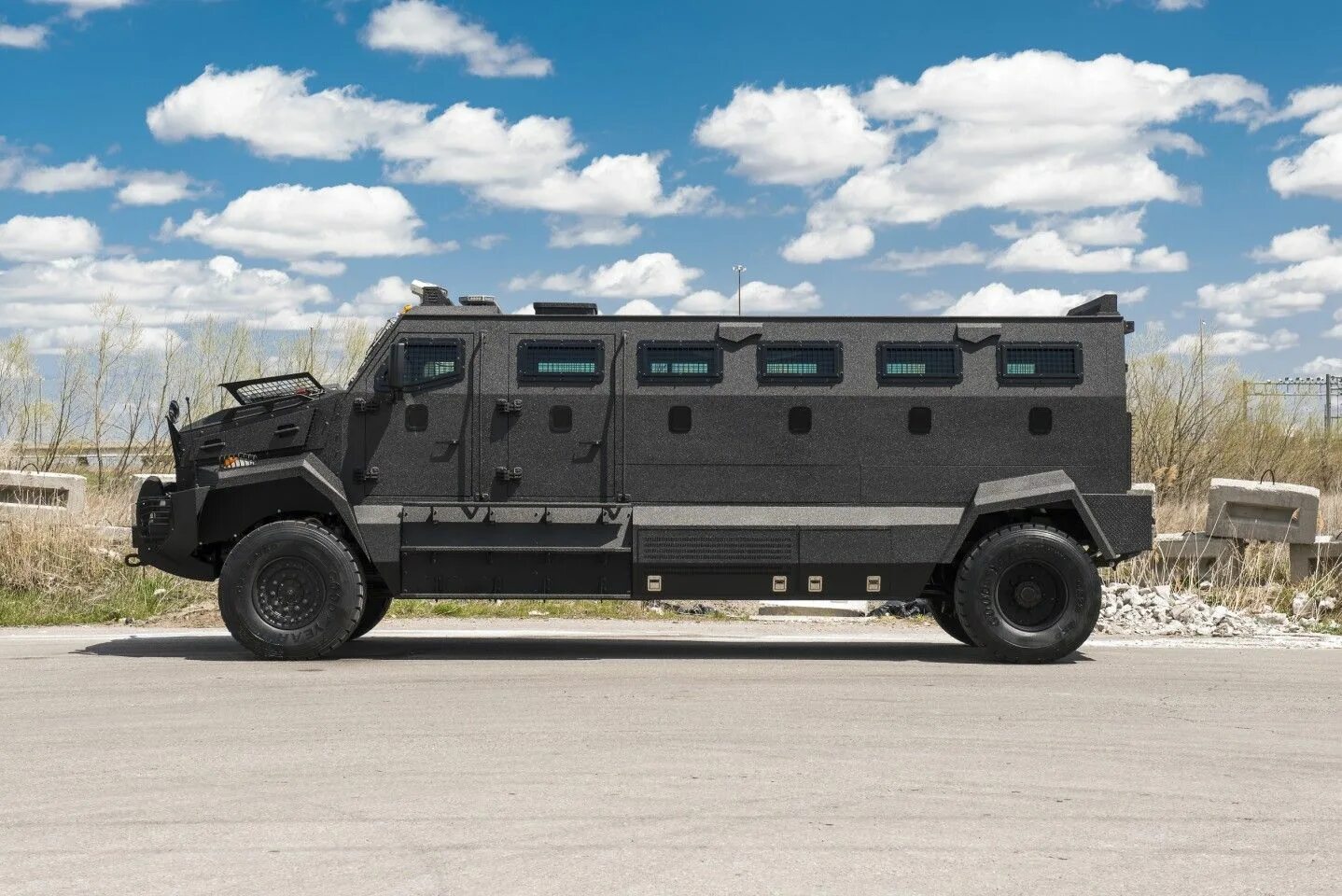 Vehicles 6. Бронеавтомобиль Inkas. Броневик Sentry APC. Броневик Inkas APC. Ford f700 SWAT.