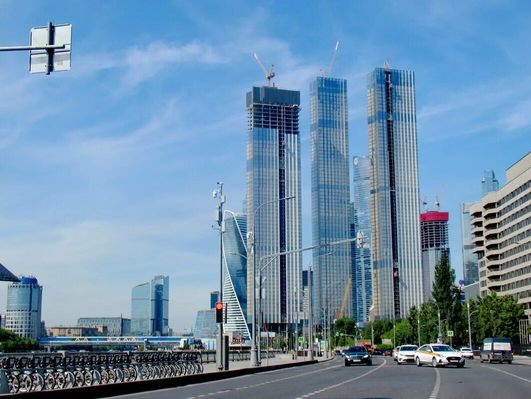 Высотки москва сити. Небоскреб кэпитал тауэр. Комплекс флотилия новосибирск. Москва сити башня 2030. Парк тауэр москва.