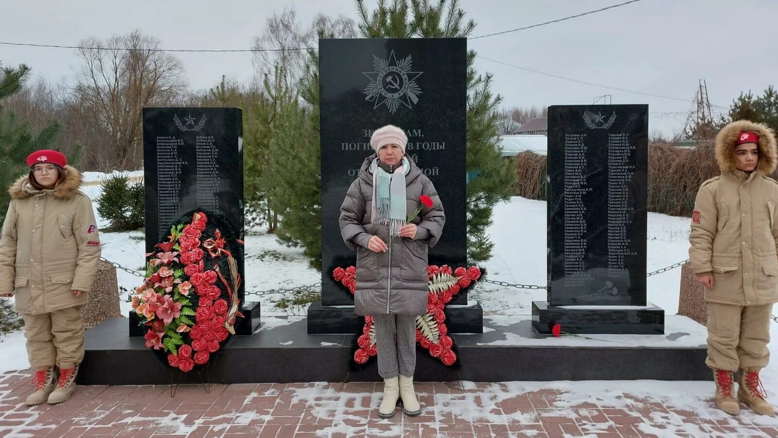 Шилово подслушано вконтакте рязанская. Мосолово Шиловский район Рязанской области. Парк Победы. День памяти героев земляков.