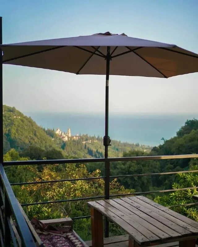 рекламный тур. гагра туроператор. гостевой дом фазенда пицунда. дельфин турфирма. гагра туроператор.