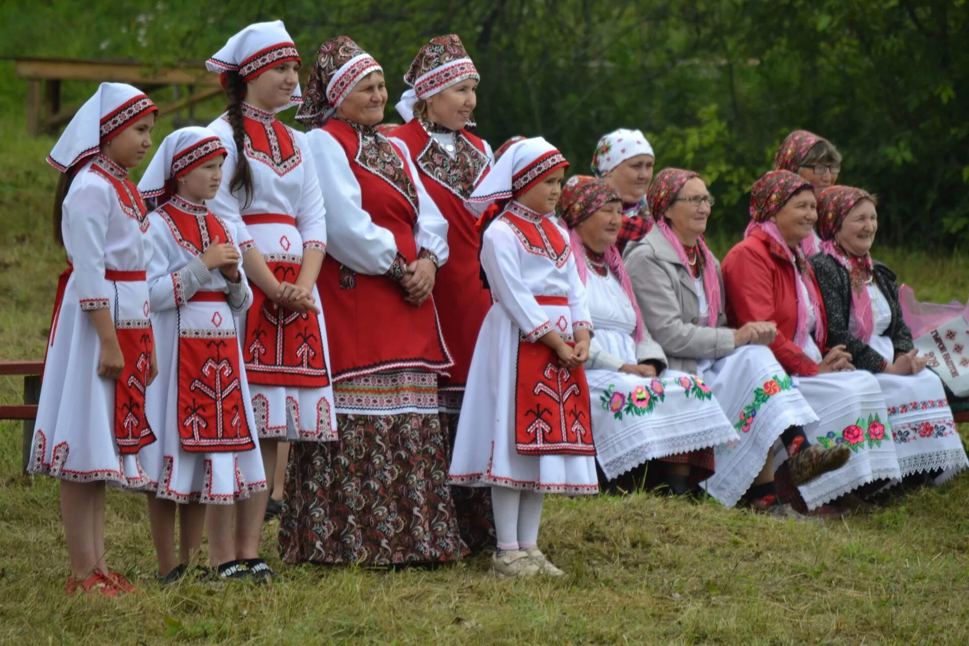 Гербер праздник удмуртов. Гырон быдтон. Удмурты (Удмуртская Республика) / праздник Гырон быдтон. Акаяшка у удмуртов праздник.