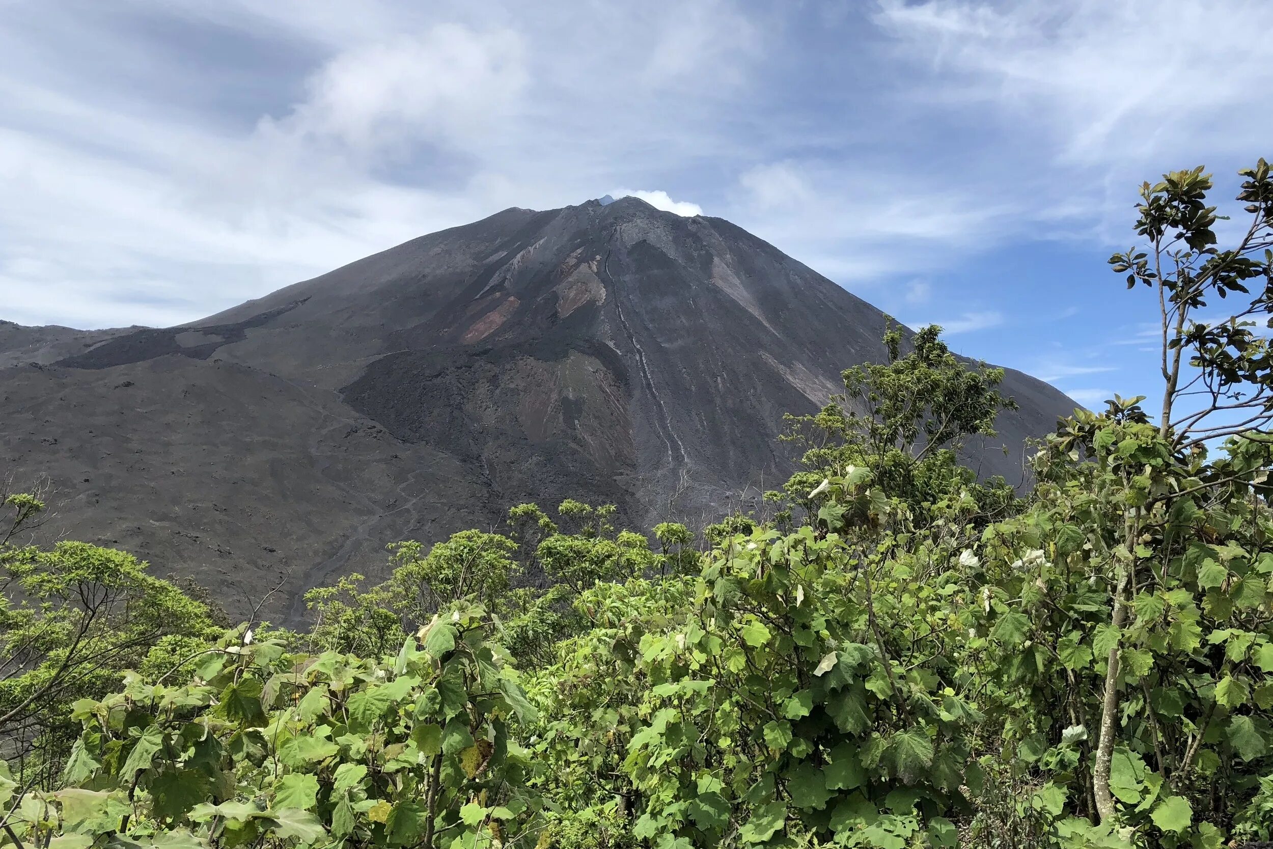 Коста рика вулкан. Вулкан поас национальный парк. Вулкан парк отзывы. Вулкан ключевская сопка. Вулкан парк отзывы.