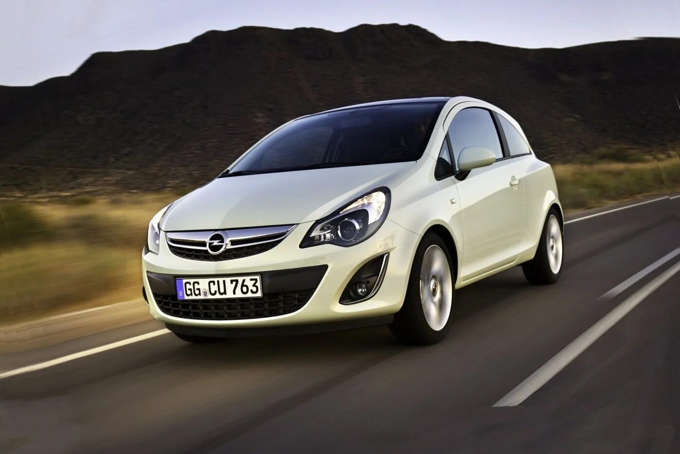 Опель Корса 3х дверный. Опель Корса 3 дверный хэтчбек. Opel Corsa 2011. Opel Corsa 3 дверный 2011.