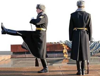 Идти в шинели