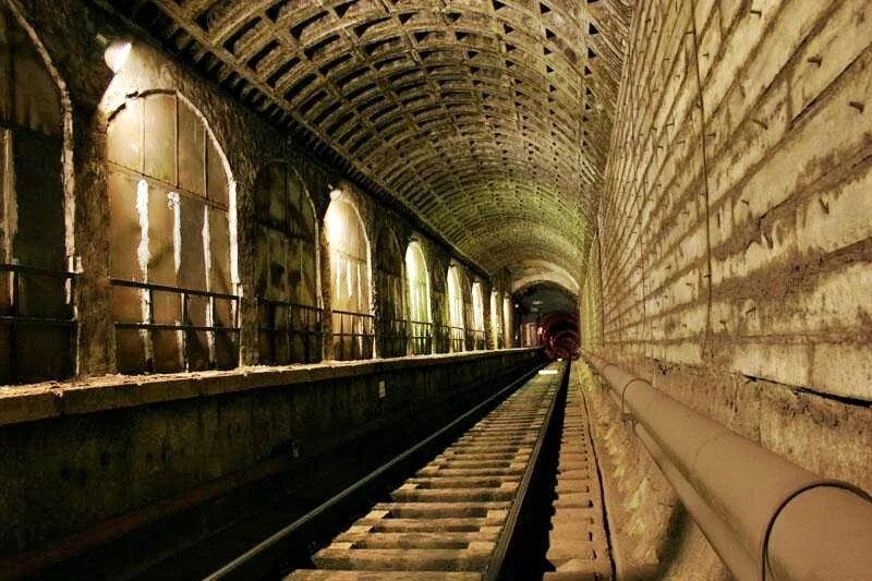 Станция троица. Станция призрак троице лыково. метро адмиралтейская заброшенная. троице-лыково станция метро. троице-лыково станция метро призрак.