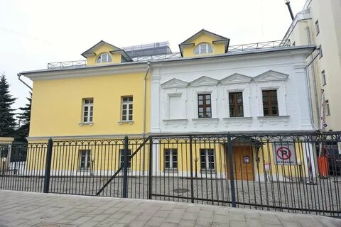 Главный дом усадьбы