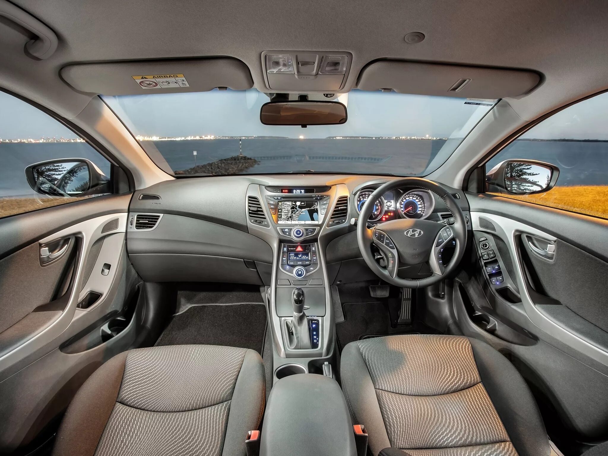 Хендай изнутри. Hyundai elantra 2014 салон. хендай элантра 2014 салон. hyundai elantra 2014 интерьер. хендай элантра салон.