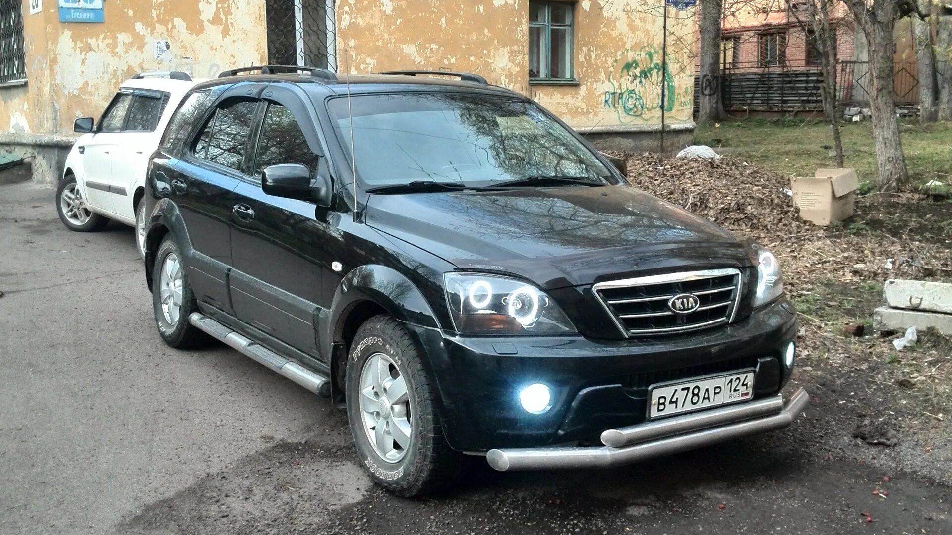 Киа соренто 2.5 дизель 1 поколение. Защита бампера Kia Sorento 2002-2006. Соренто 1 поколения. Kia Sorento 1 обвес. Обвес на Киа Соренто 1 поколения.