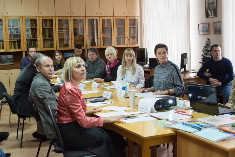 Дальше обсудим. Саратоворгсинтез директор. Саратоворгсинтез Саратов.