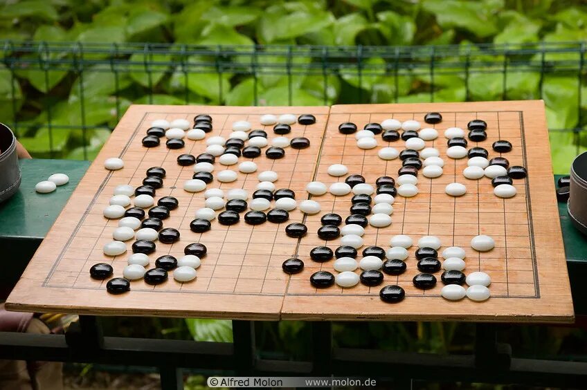 Go board game