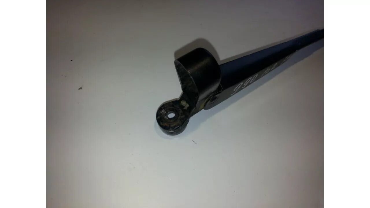 задний стеклоочиститель ленд крузер 200