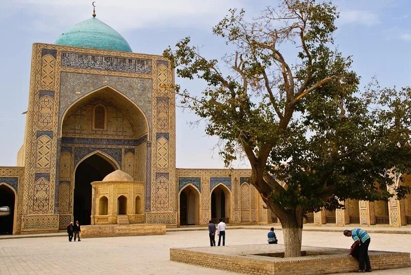 самарканд бухара км