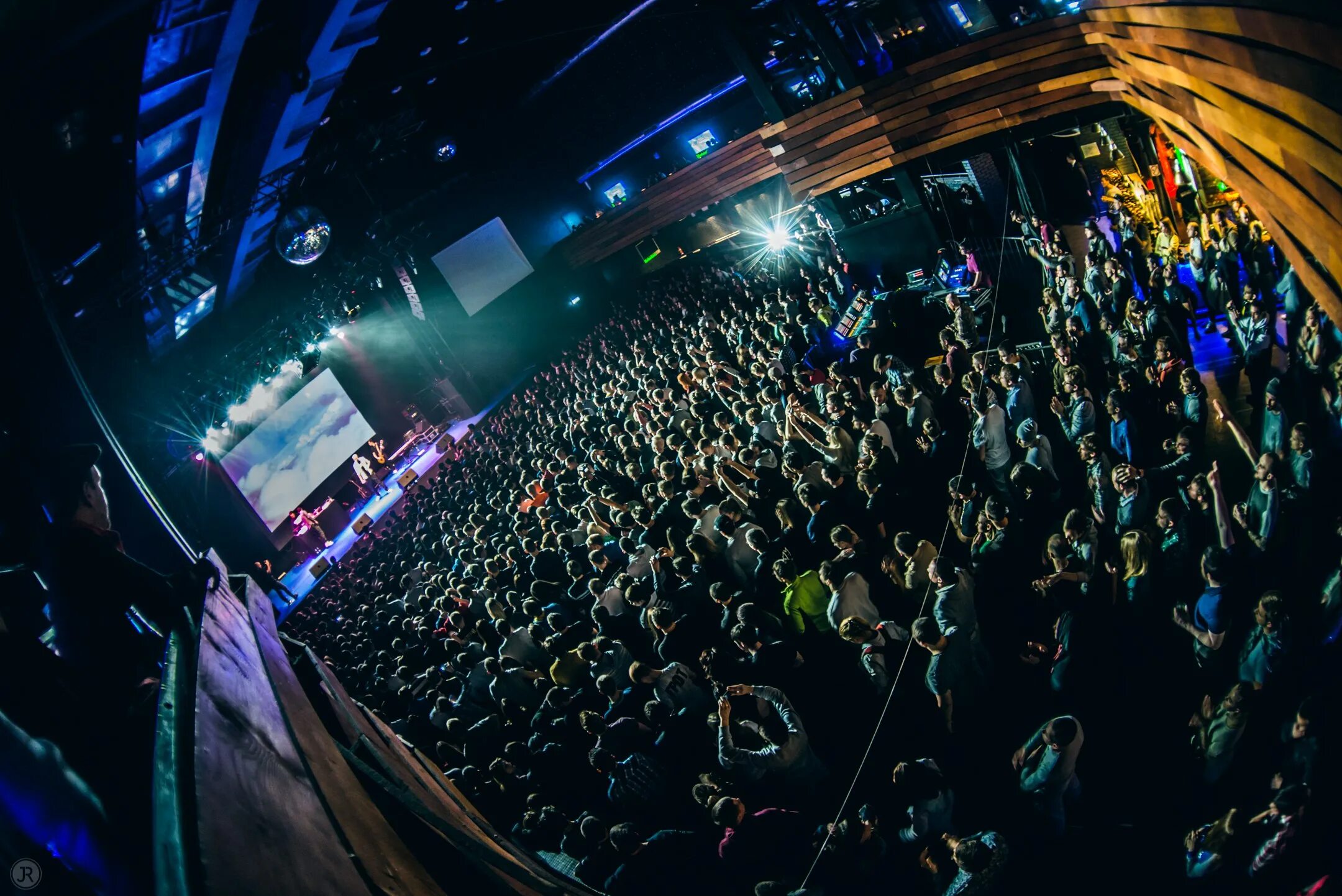 грот большая медведица фильм. муся тотибадзе баллада о детях. большая медведица песня грот. грот земляне. большая медведица.